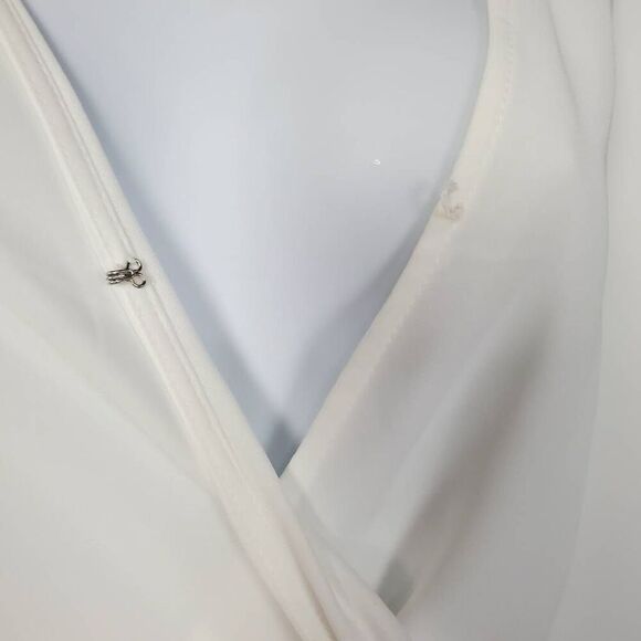 White Flutter Sleeve Midi Dress Women’s Size Unknown V-Neck Lined Elastic Waist - Picture 3 of 10